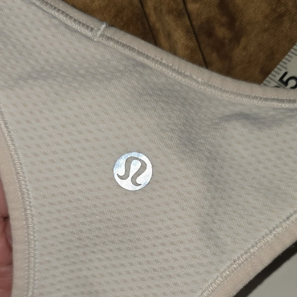 Lululemon Bra White 6? - Picture 8 of 10